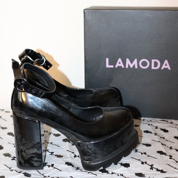 Lamoda Evil Attraction Black Platformed Many Jane heels - Picture 2 of 4